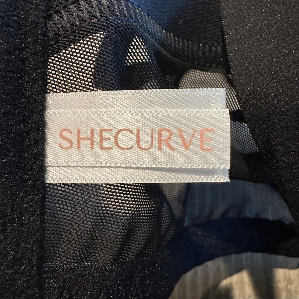 SheCurve - 2 Bra Set - Black & Pink - 38G - Picture 6 of 7